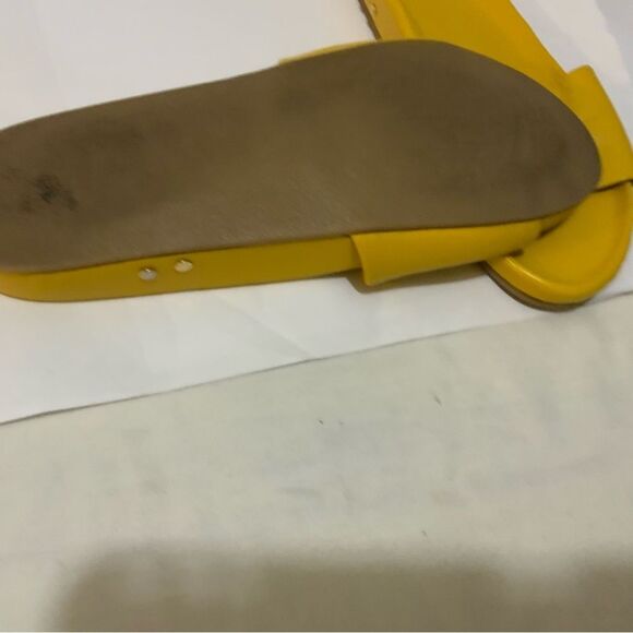 Beek Gallito Slide Sandals - Sunflower Yellow Leather size 9 - Picture 6 of 6